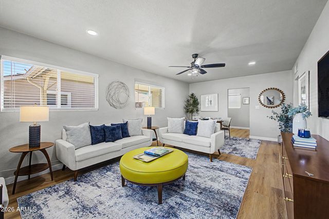 429 W 9TH Street, Mesa, AZ 85201