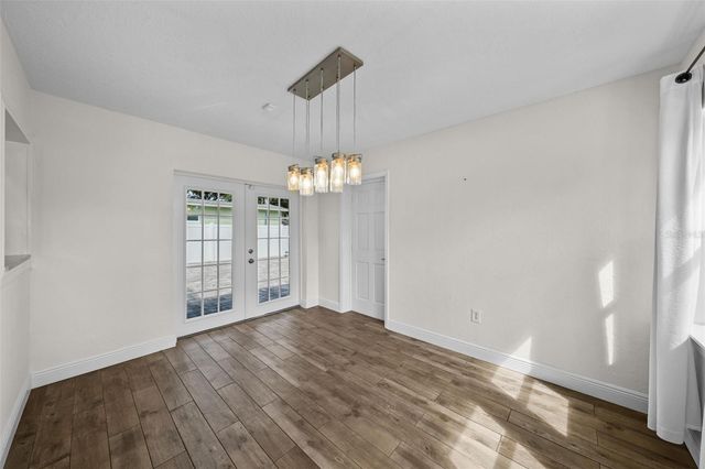 281 38TH AVENUE NE, St Petersburg, FL 33704