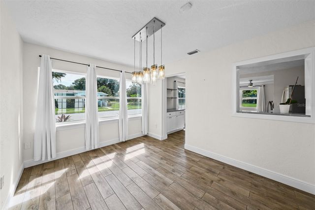 281 38TH AVENUE NE, St Petersburg, FL 33704