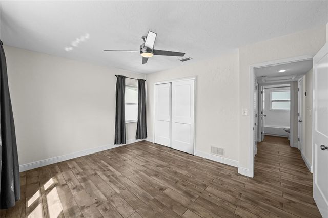 281 38TH AVENUE NE, St Petersburg, FL 33704