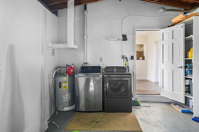 281 38TH AVENUE NE, St Petersburg, FL 33704