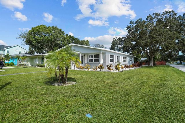 281 38TH AVENUE NE, St Petersburg, FL 33704