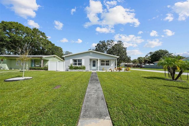 281 38TH AVENUE NE, St Petersburg, FL 33704