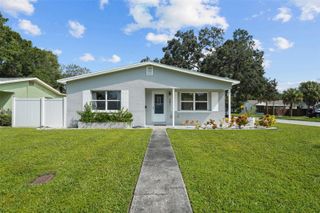 281 38TH AVENUE NE, St Petersburg, FL 33704