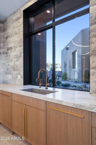 10962 E OLD TRAILS Road, Scottsdale, AZ 85262