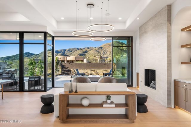 10962 E OLD TRAILS Road, Scottsdale, AZ 85262