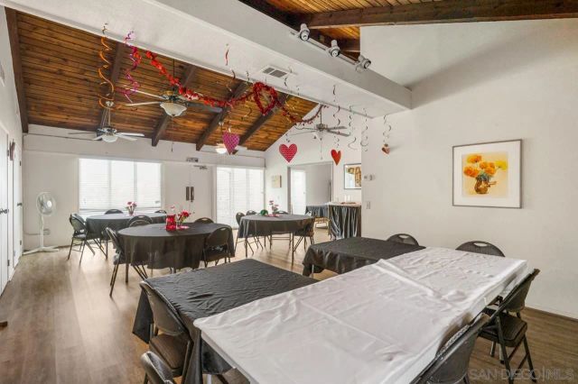 724 Nob Circle, Vista, CA 92084