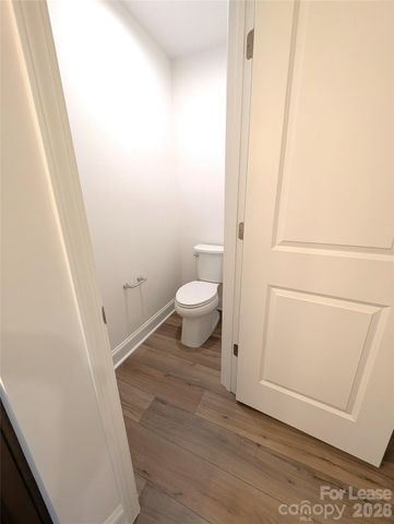 7712 Ethora Way, Charlotte, NC 28216