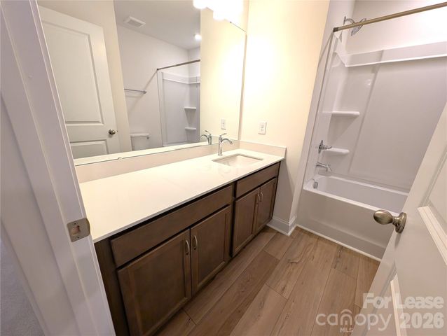 7712 Ethora Way, Charlotte, NC 28216