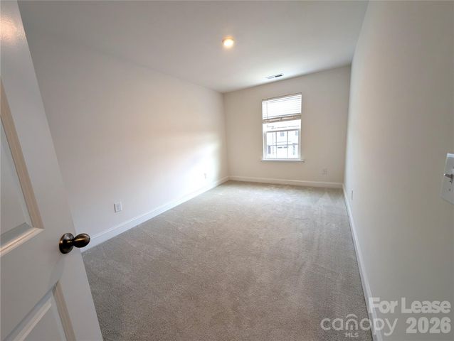 7712 Ethora Way, Charlotte, NC 28216