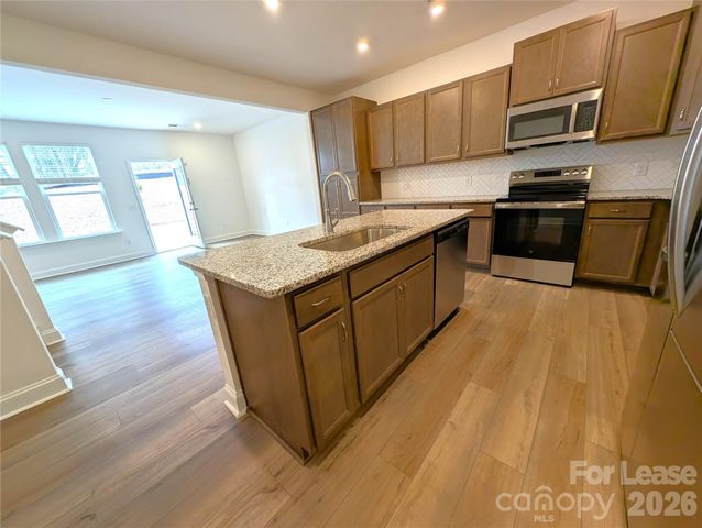 7712 Ethora Way, Charlotte, NC 28216