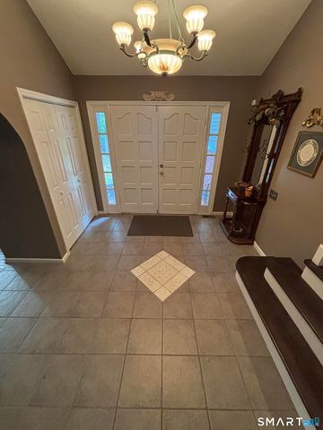 80 Pine Hollow Drive, Middlebury, CT 06762