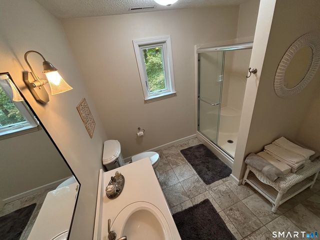 80 Pine Hollow Drive, Middlebury, CT 06762