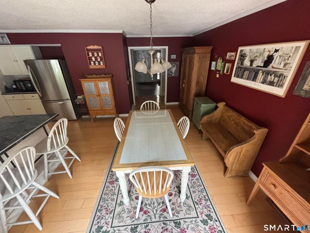 80 Pine Hollow Drive, Middlebury, CT 06762