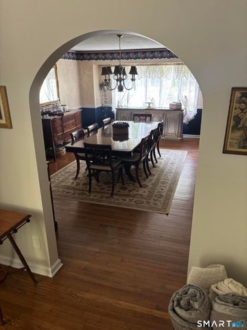 80 Pine Hollow Drive, Middlebury, CT 06762