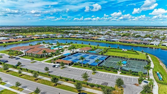 18366 ROCKPORT PLACE, Lakewood Ranch, FL 34211