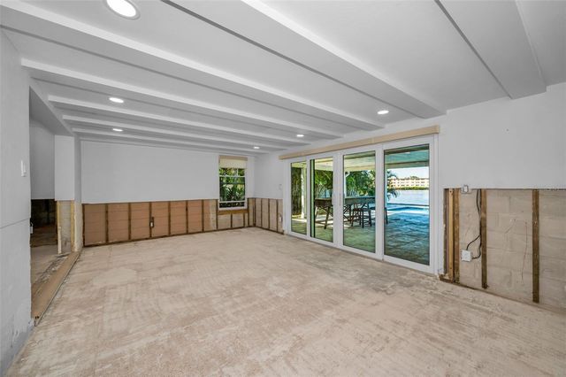 8744 SUNLIT COVE DRIVE NE, St Petersburg, FL 33702