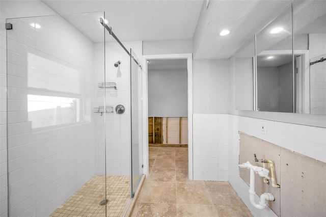 8744 SUNLIT COVE DRIVE NE, St Petersburg, FL 33702