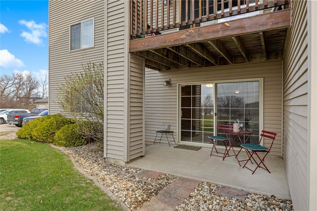 3130 Wilson SW 4, Cedar Rapids, IA 52404