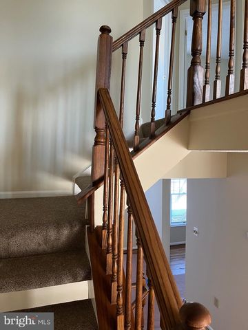 2120 COMMISSARY CIR, Odenton, MD 21113