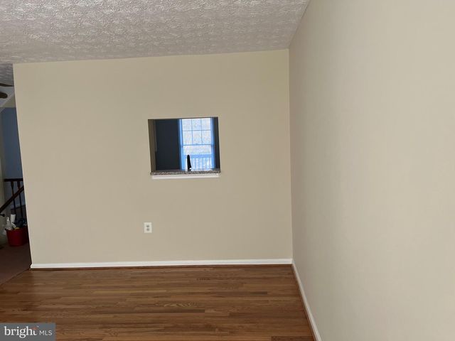 2120 COMMISSARY CIR, Odenton, MD 21113