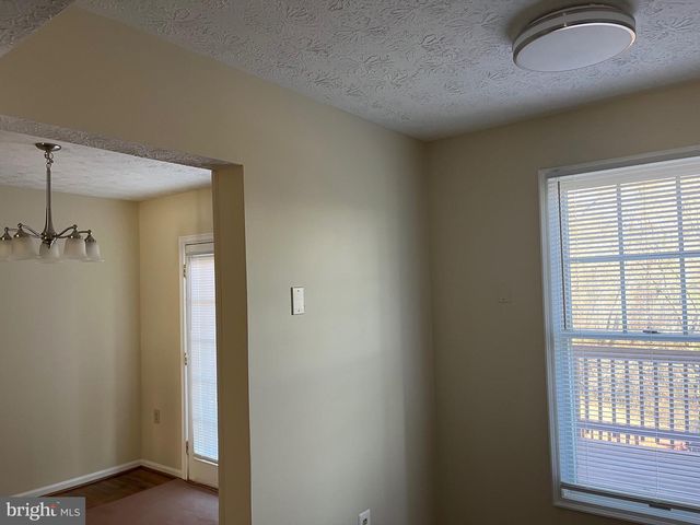 2120 COMMISSARY CIR, Odenton, MD 21113