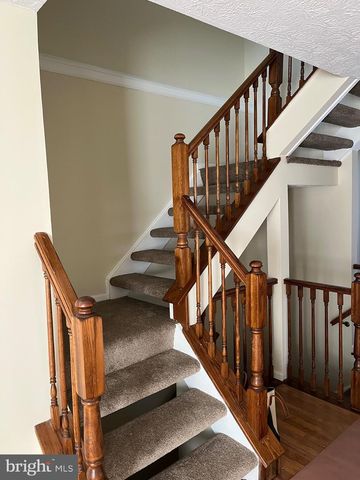 2120 COMMISSARY CIR, Odenton, MD 21113