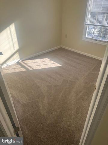 2120 COMMISSARY CIR, Odenton, MD 21113