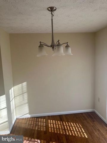 2120 COMMISSARY CIR, Odenton, MD 21113