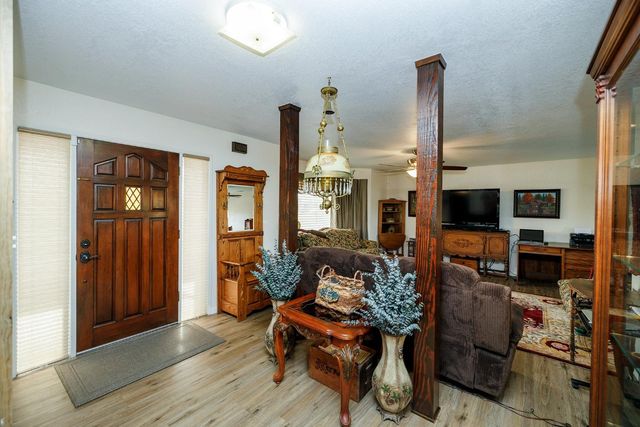 2318 Hartvickson Ln, Valley Springs, CA 95252