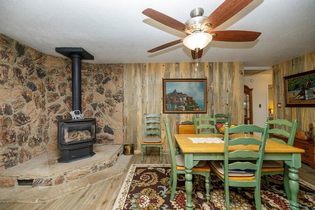 2318 Hartvickson Ln, Valley Springs, CA 95252