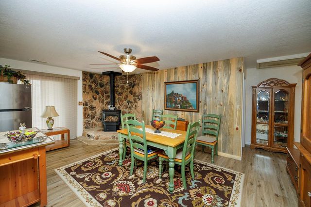 2318 Hartvickson Ln, Valley Springs, CA 95252