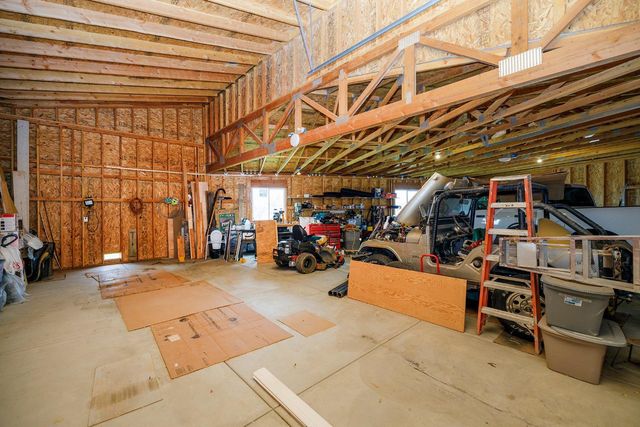 2318 Hartvickson Ln, Valley Springs, CA 95252
