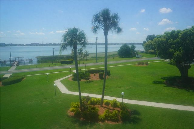 333 LAKE HOWARD DRIVE NW 303A, Winter Haven, FL 33880