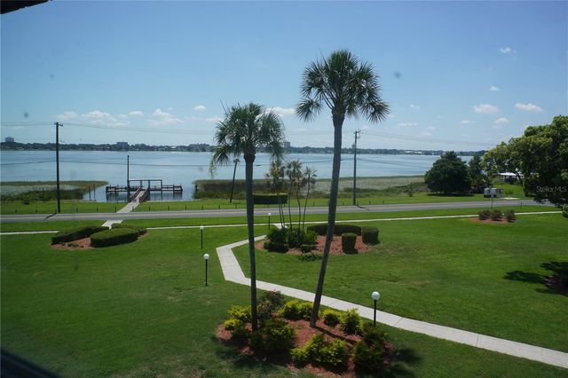 333 LAKE HOWARD DRIVE NW 303A, Winter Haven, FL 33880