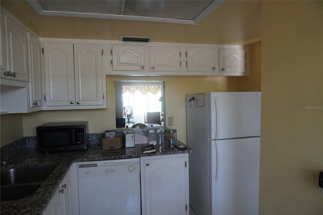 333 LAKE HOWARD DRIVE NW 303A, Winter Haven, FL 33880