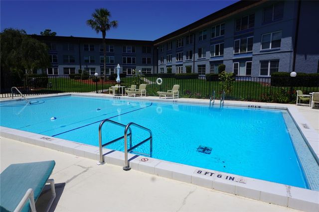 333 LAKE HOWARD DRIVE NW 303A, Winter Haven, FL 33880