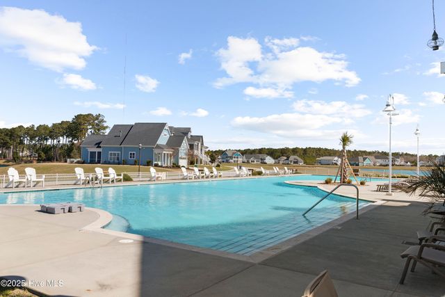 326 Spicer Lake Drive, Holly Ridge, NC 28445
