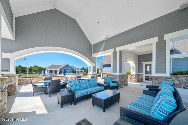 326 Spicer Lake Drive, Holly Ridge, NC 28445