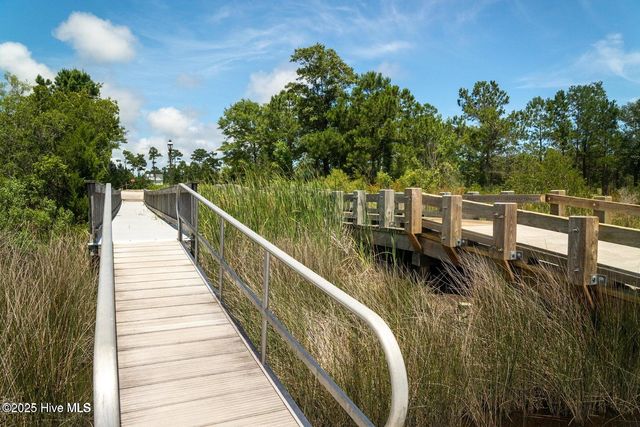 326 Spicer Lake Drive, Holly Ridge, NC 28445