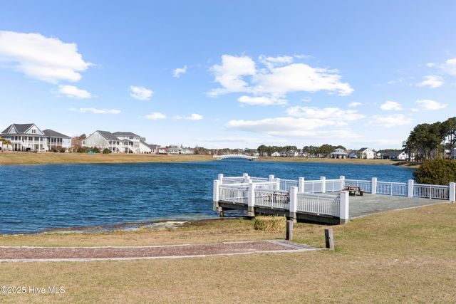 326 Spicer Lake Drive, Holly Ridge, NC 28445