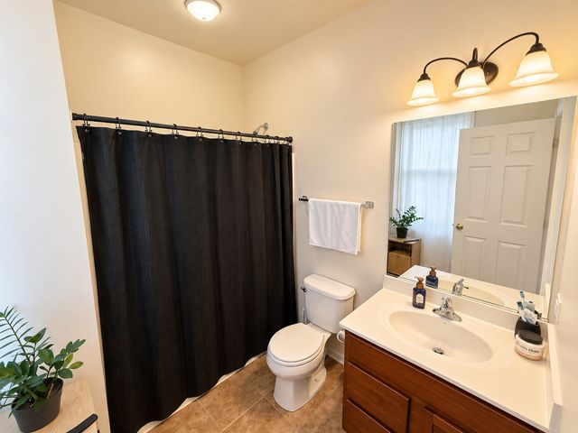 157 River Walk Court, Elgin, IL 60120