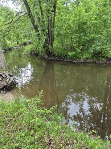 18073 Sharon Valley Road, Sharon Township, MI 48158