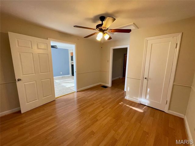 9855 Green Valley Drive, St Louis, MO 63136