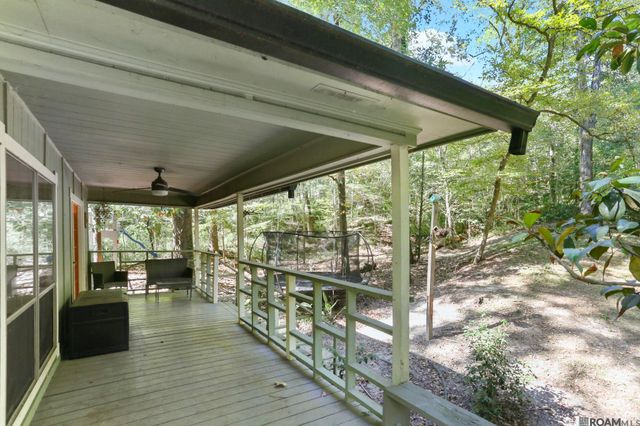 10437 Byrnes Rd, St Francisville, LA 70775