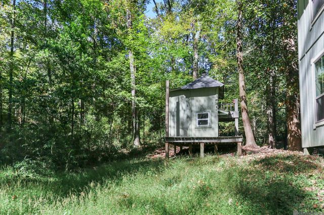 10437 Byrnes Rd, St Francisville, LA 70775