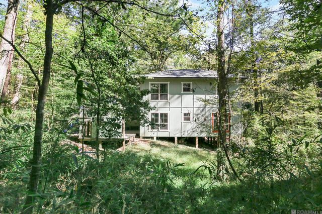 10437 Byrnes Rd, St Francisville, LA 70775