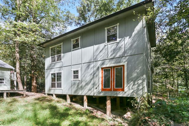 10437 Byrnes Rd, St Francisville, LA 70775