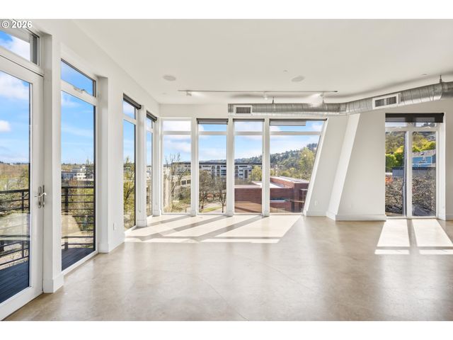 4644 S KELLY Ave, Portland, OR 97239