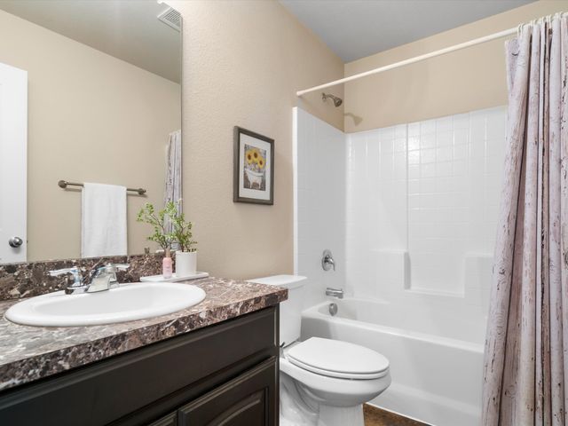 525 Brazos Hills Drive, Weatherford, TX 76087